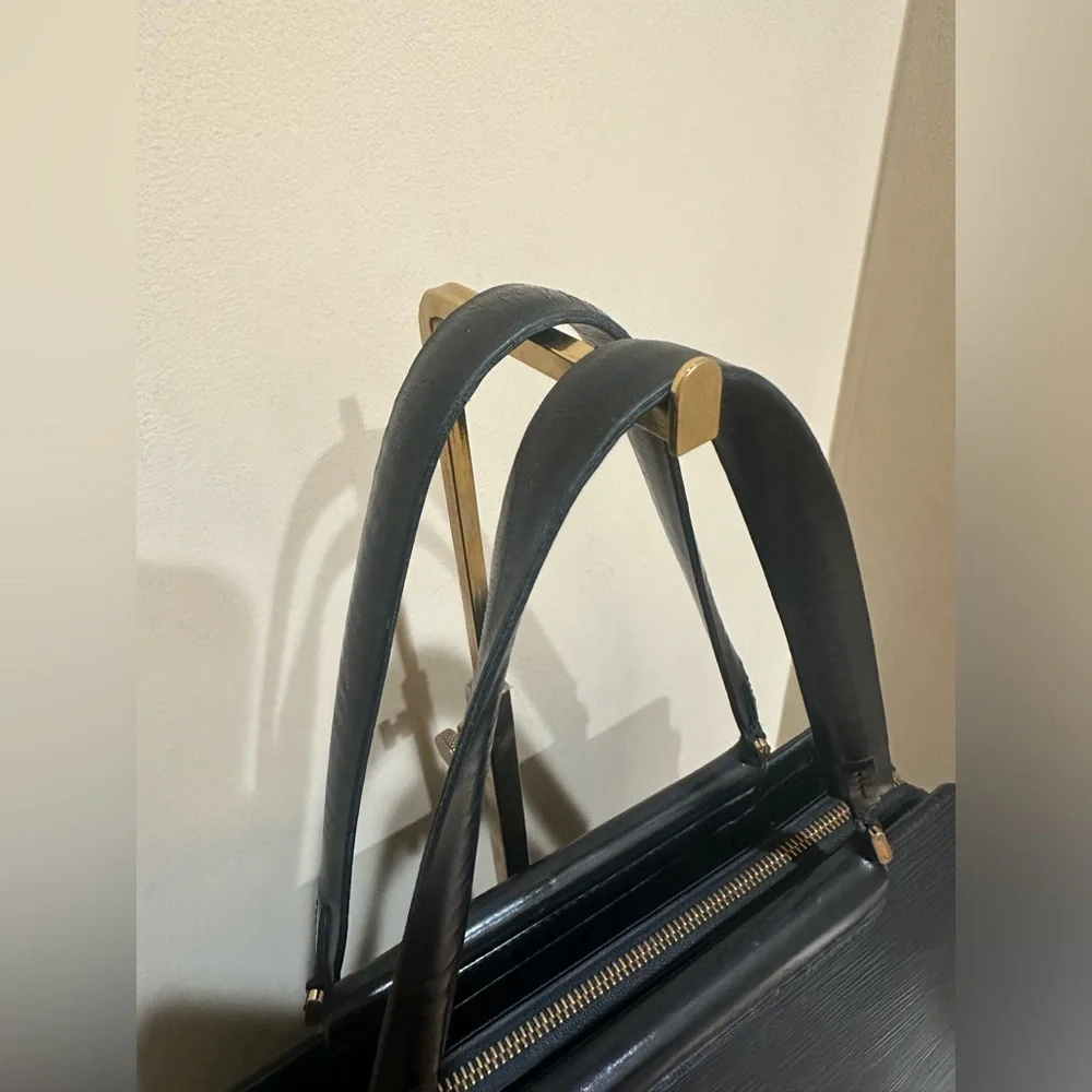 Louis Vuitton Figari MM Epi Noir Tote Handbag - Picture 12 of 15